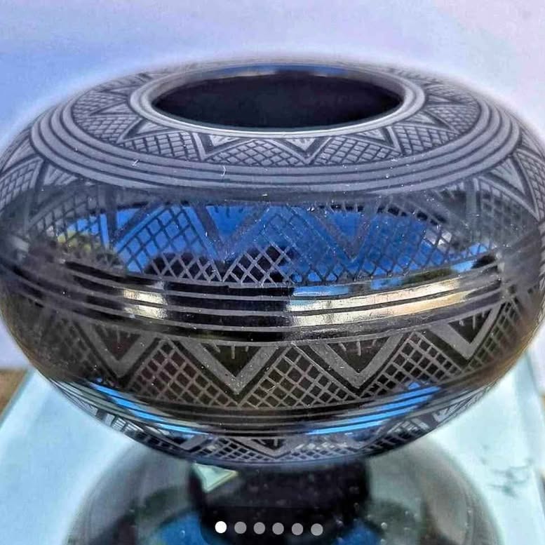 MATA ORTIZ, BLACK ON BLACK SMALL OLLA By Ruben Rodriguez