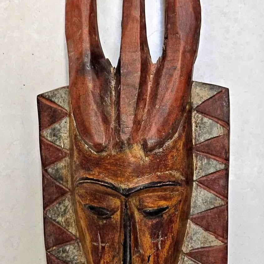 GREAT DANCING AFRICAN MASK Cote D'ivoire