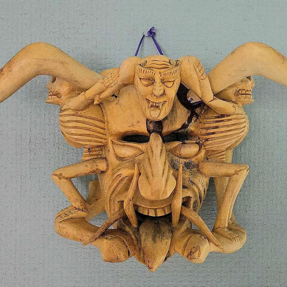 From Private Collection, SIGNED By MASTER JUAN HORTA, UP FOR SALE THIS ICONIC PLAIN DEVIL MASK