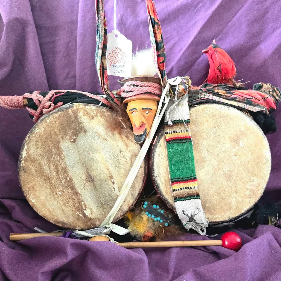 DAMARU DRUM Ceremonial drum, likely a shamanic or Tibetan.