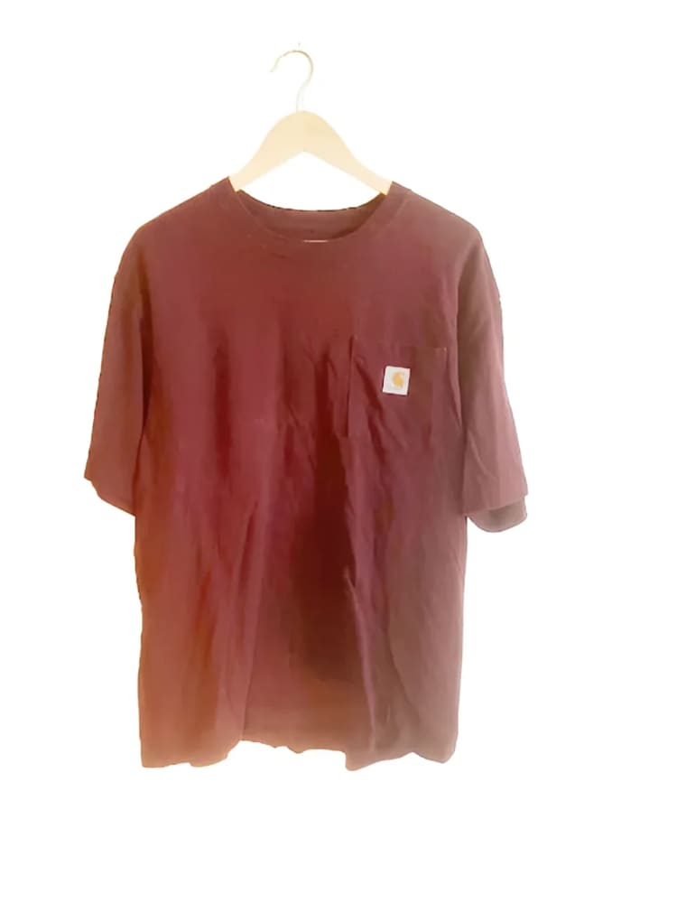Maroon Carhartt t-shirt.