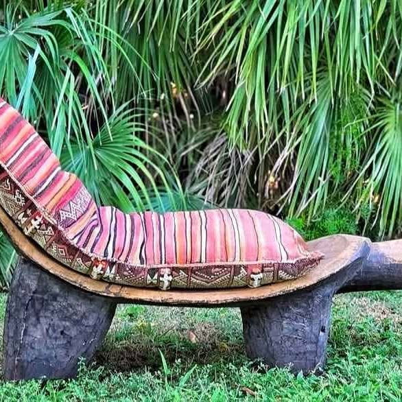 ANTIQUE AFRICAN TRIBAL SENUFO PRIMITIVE ARTWORK WOOD CARVING CRCODILE BENCH WITH ITSORIGINAL CUSHION