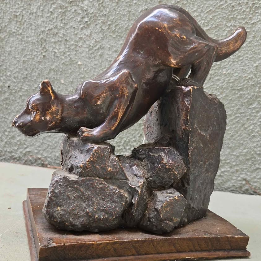 COUGAR IN THE PROWL. GREAT MID CENTURY SCULPTURE