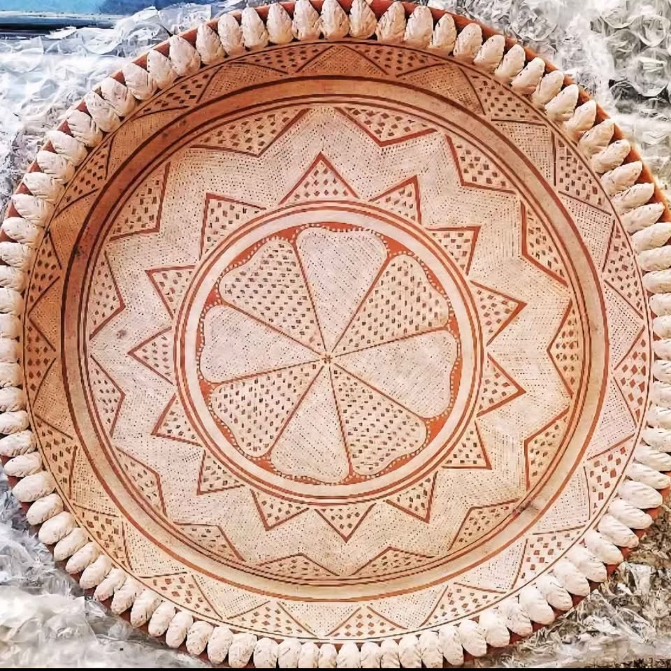 The perfection in NEFTALY AYUNGA SUAREZ pottery heavy & large CHARGER PLATE.