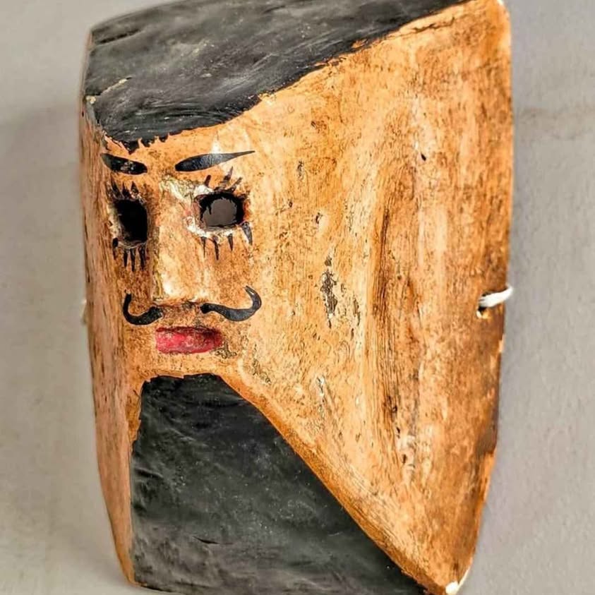 ANTIQUE MEXICAN, PIRAMID SHAPE, HAND MADE MASK 1930s