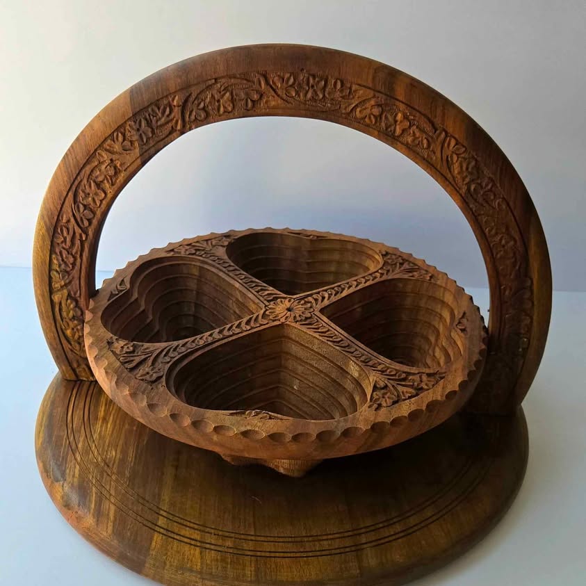 AFGHANI ROUND BASKET SHAPE COLAPSABLE TRAY . Stunning functional piece of wood art