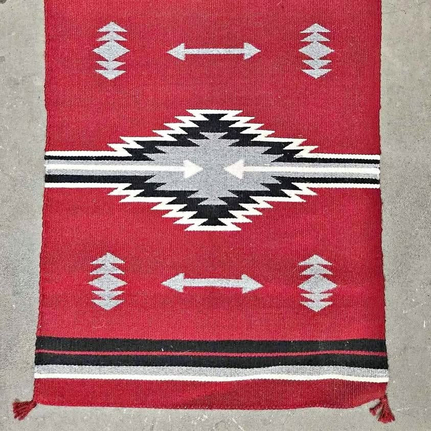 VIBRANT AND ENERGETIC PIECE OF NAVAJO ART IN THIS RUG.