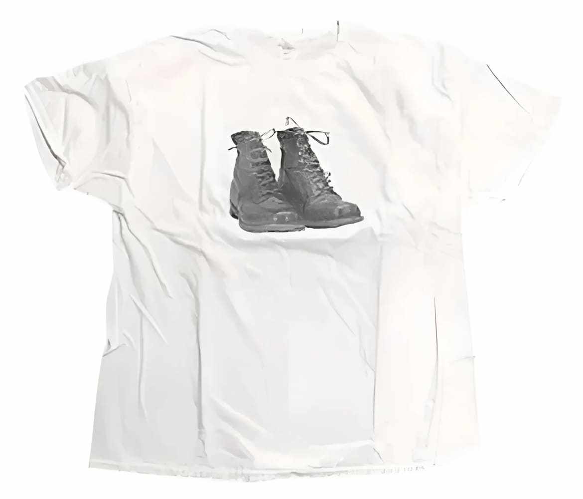 The Black Boots T-Shirt - Re - psychles Vintage Shop & Art Gallery